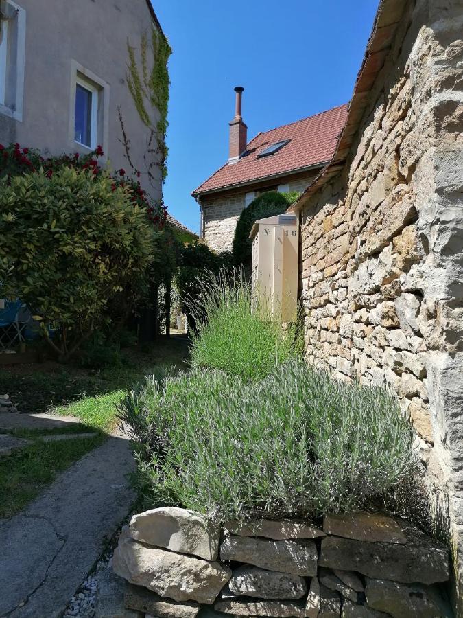 La Petite Maison Carre Talant Exteriör bild